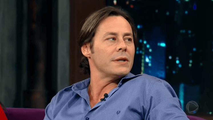 Record quer Theo Becker em nova edição do reality A Fazenda; saiba quais famosos estão confirmados