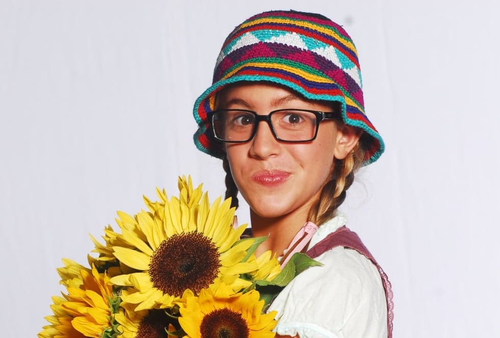 Laura Natalia Esquivel no papel de Patito Feo (2007). Adaptação brasileira substituirá As Aventuras de Poliana (Foto: Reprodução) Laura Natalia Esquivel no papel de Patito Feo (2007). Adaptação brasileira substituirá As Aventuras de Poliana (Foto: Reprodução)