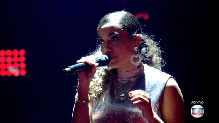 Anitta revela qual cantor é o seu "sonho de consumo"