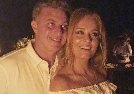 Discreta, Angélica abre o jogo, fala sobre intimidade com Luciano Huck e lembra quando "deu o cano'' no apresentador