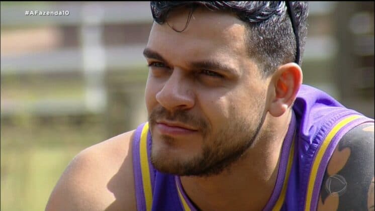 Ator do SBT revela o que precisou fazer para não contar para ninguém que o filho estava no elenco de A Fazenda 10
