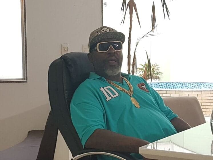 Mulher de Mr Catra presta homenagem e relembra um mês de sua morte