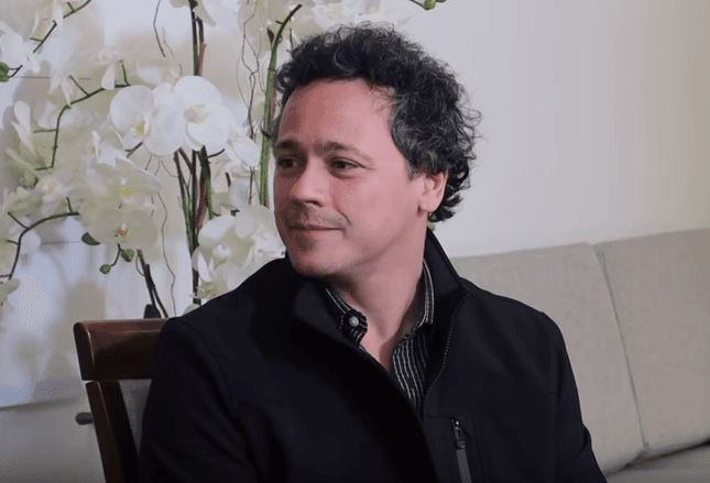 Danton Mello se deprime com política: ‘É triste demais’