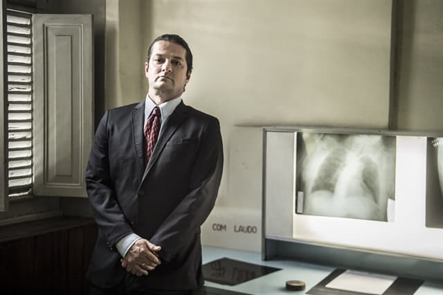 Sob Pressão terá mais de 170 atores na 2ª temporada e abordará drogas, suicídio e transfobia