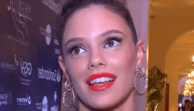 Laura Neiva abre o coração e revela porque terminou o noivado com Chay Suede