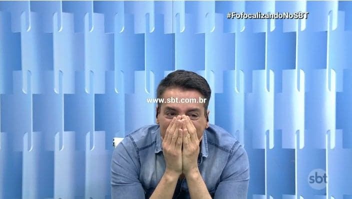 Leo Dias se despede do Fofocalizando, apresentadores caem no choro e programa bate recorde de audiência