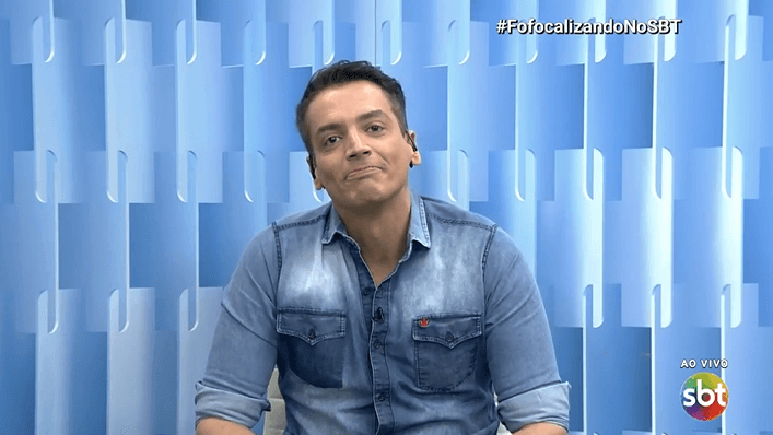 Fofocalizando acusa programa da Globo de plágio e detona concorrente: "Desserviço"