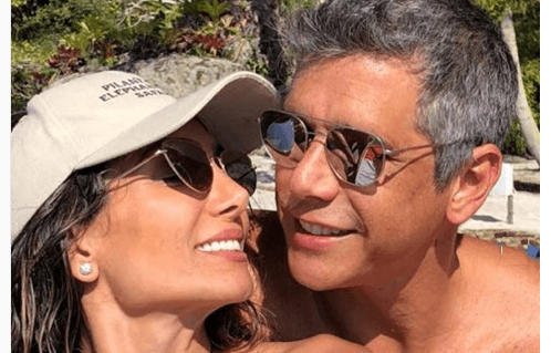 Marcio Garcia sensualiza com a esposa e comemora 18 anos de união trocando declarações