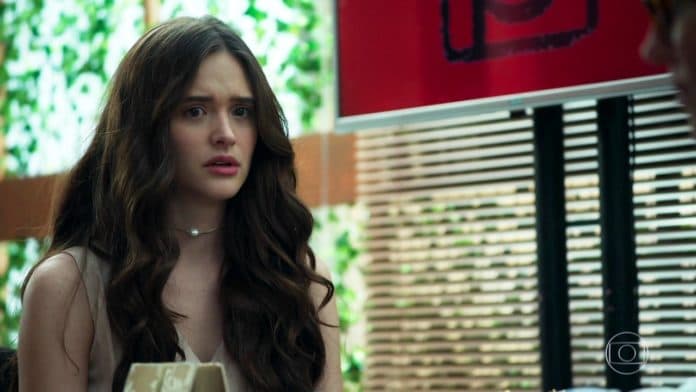 O Tempo Não Para: Marocas pede demissão para Samuca, se muda para cortiço e é rejeitada em vaga de trabalho
