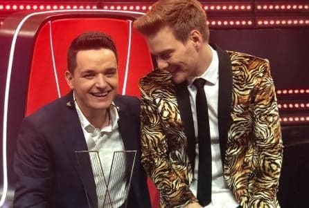 Michel Teló vence pela quarta vez consecutiva o The Voice Brasil e comemora: "É tetra!''