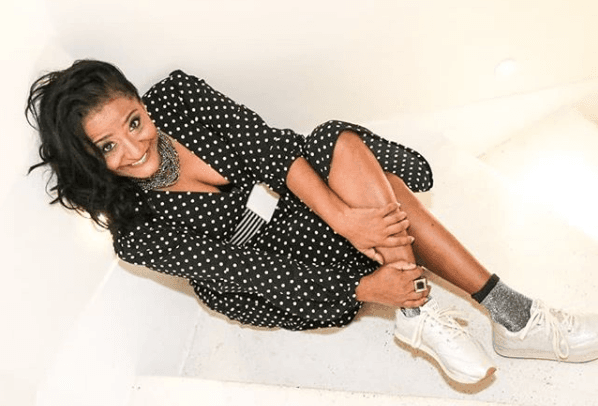 Atriz de Segundo Sol revela surpresa do público ao encontrá-la na rua: 'As pessoas esperam encontrar a Zefa'