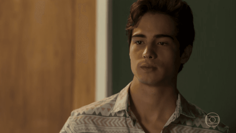 Valentim (Danilo Mesquita) em cena de Segundo Sol (Foto: Reprodução/Globo)