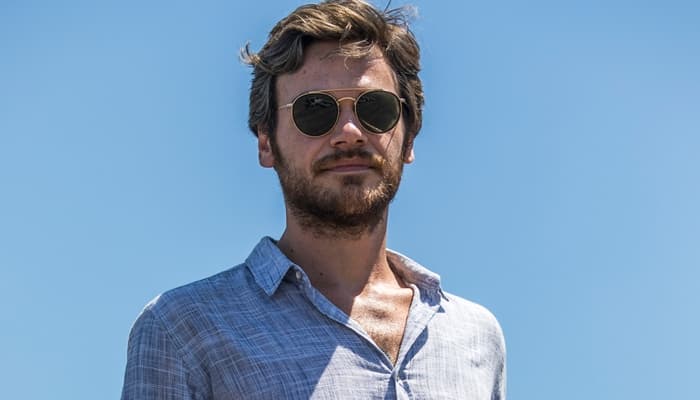 Segundo Sol: Beto é surpreendido com descoberta após exumar filho morto de Luzia