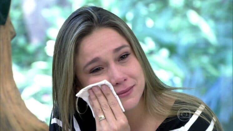 Ex de Fernanda Gentil declara apoio a Bolsonaro e é massacrado pelos fãs da apresentadora