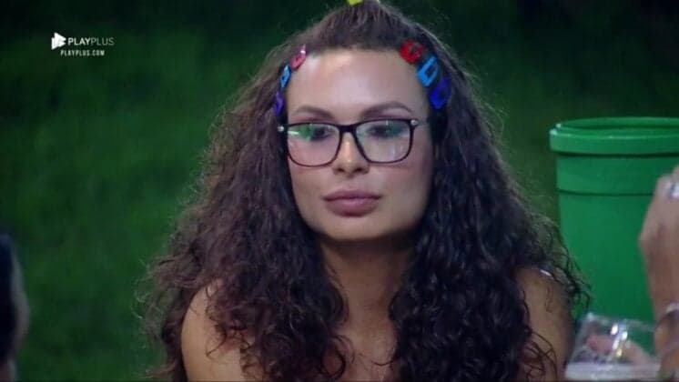 Publico vinga expulsão de Nadja eliminando Fernanda Lacerda do jogo