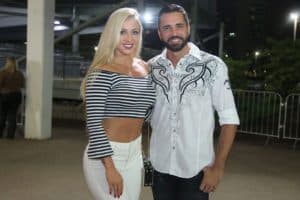 Latino fica noivo da personal trainer de Jaraguá do Sul, Jéssica Rodrigues (Foto: Reprodução) Latino fica noivo da personal trainer de Jaraguá do Sul, Jéssica Rodrigues (Foto: Reprodução)