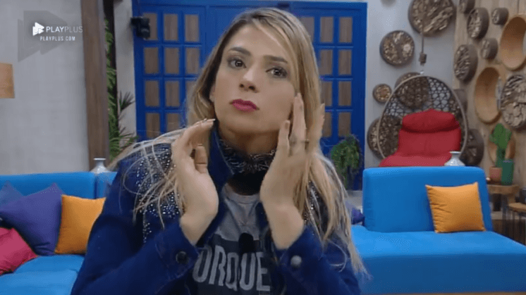A Fazenda 10: Na roça, Nadja chora, mas decreta vingança: "Vão ter que me engolir"
