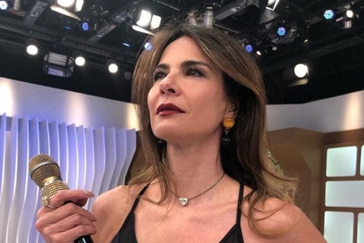 Solteira, Luciana Gimenez recorre à Tinder de milionários e perfil é descoberto