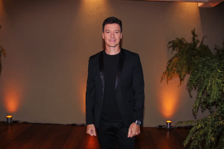 Rodrigo Faro celebra aniversário com festa luxosa e famosos marcam presença; veja fotos
