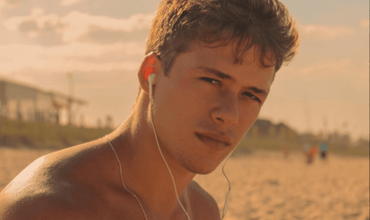 Ator da Globo que beijou rapaz em Malhação surpreende com revelação