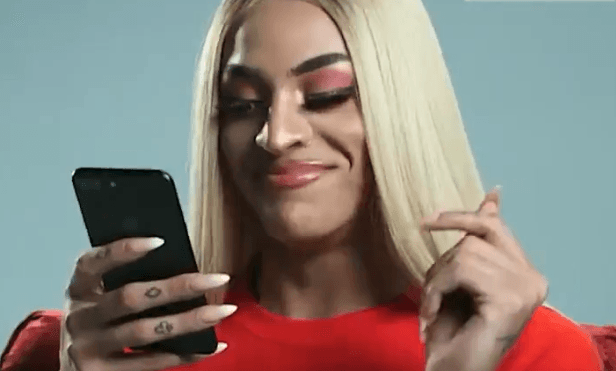 Pabllo Vittar debocha dos brasileiros que acreditaram em fake news; assista