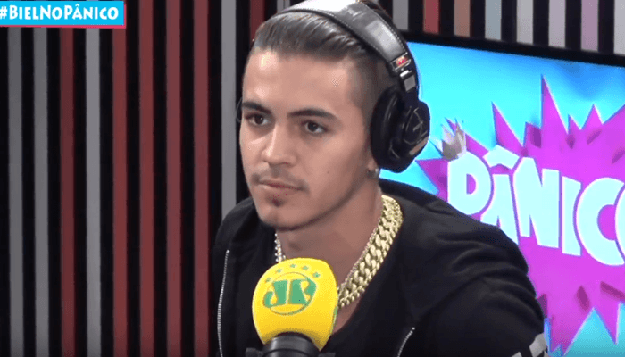 Biel abandona programa ao vivo após barraco polêmico com apresentadora
