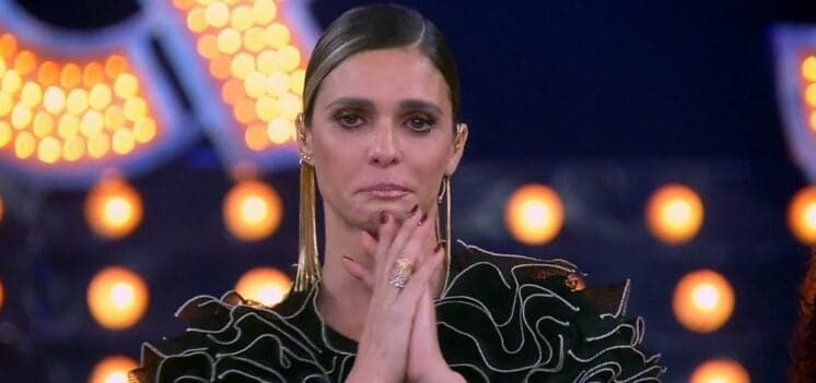 Fernanda Lima recebe comentários negativos e toma decisão importante