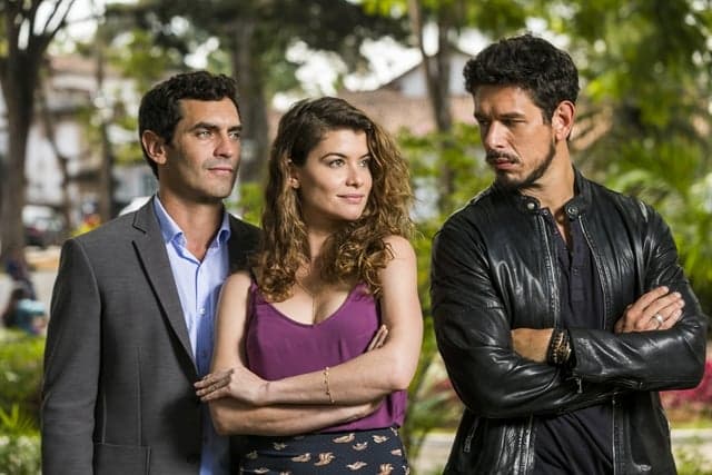 Espelho da Vida: Isabel descobre segredo de Alain