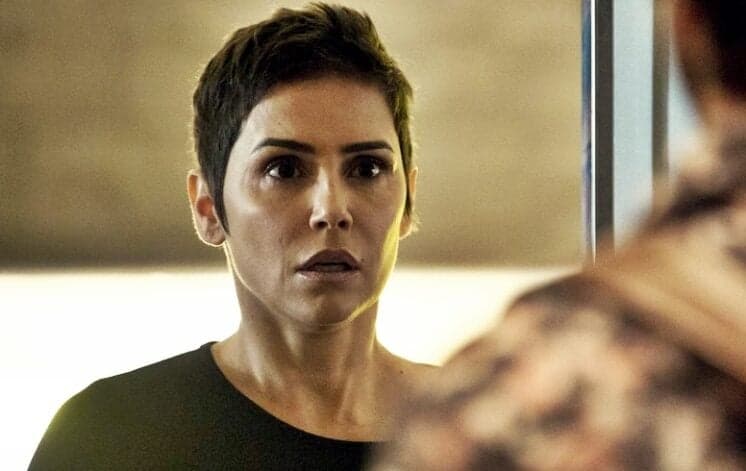 Karola vira a heroína de Segundo Sol e morre para salvar personagem
