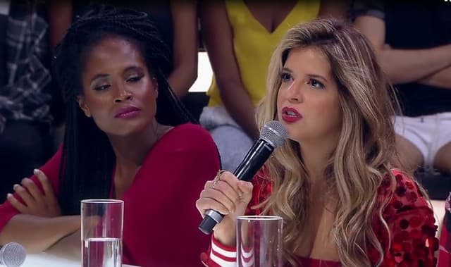 Mariana Santos surpreende e manda recado para ex-namorado no Amor&Sexo