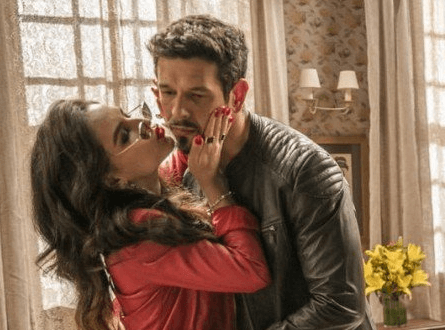 Espelho da Vida: Cris se ferra e perde o lugar para Mariane