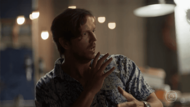 Segundo Sol: Remy é atacado pela mãe de Laureta: "É o filho do cão enviado pra me matar"
