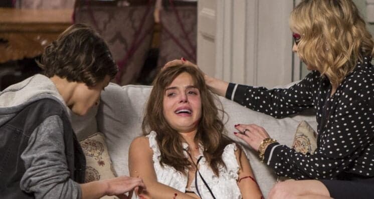 Giovanna Lancellotti fala sobre cena de falso estupr* em novela