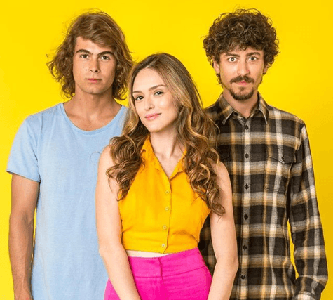 Rafael Vitti, Isabelle Drummond e Jesuíta Barbosa em Verão 90 Graus (Foto: João Cotta/TV Globo)