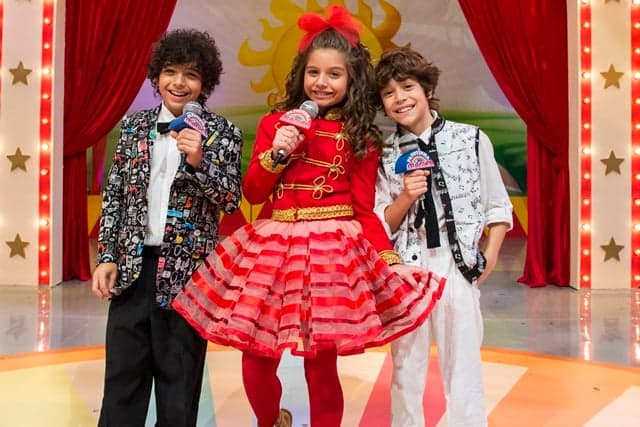 Novela de astros mirins decadentes, Verão 90 se inspira em Balão Mágico e Trem da Alegria