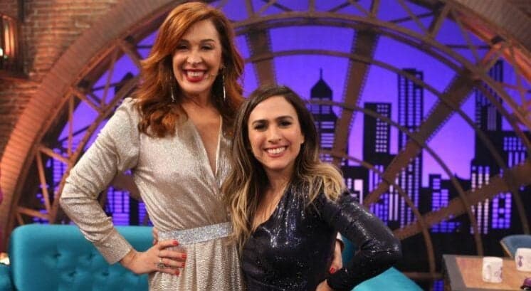 "Tive que tomar hormônio masculino", diz Cláudia Raia em entrevista a Tatá Werneck