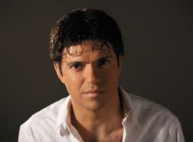 Jorge Vercillo lança música política, é censurado e se revolta: 'Ditadura'