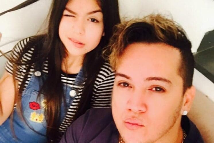 Internautas apontam que pai de Melody é na verdade a mãe da cantora e apontam provas