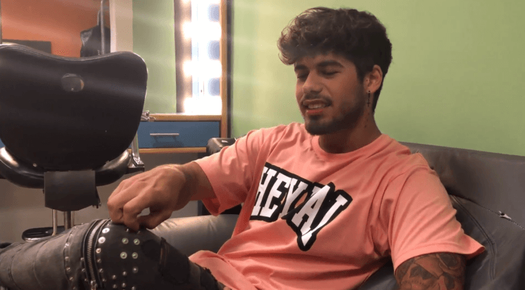 Zé Felipe revela loucura e expõe fã nos bastidores do Domingo Legal