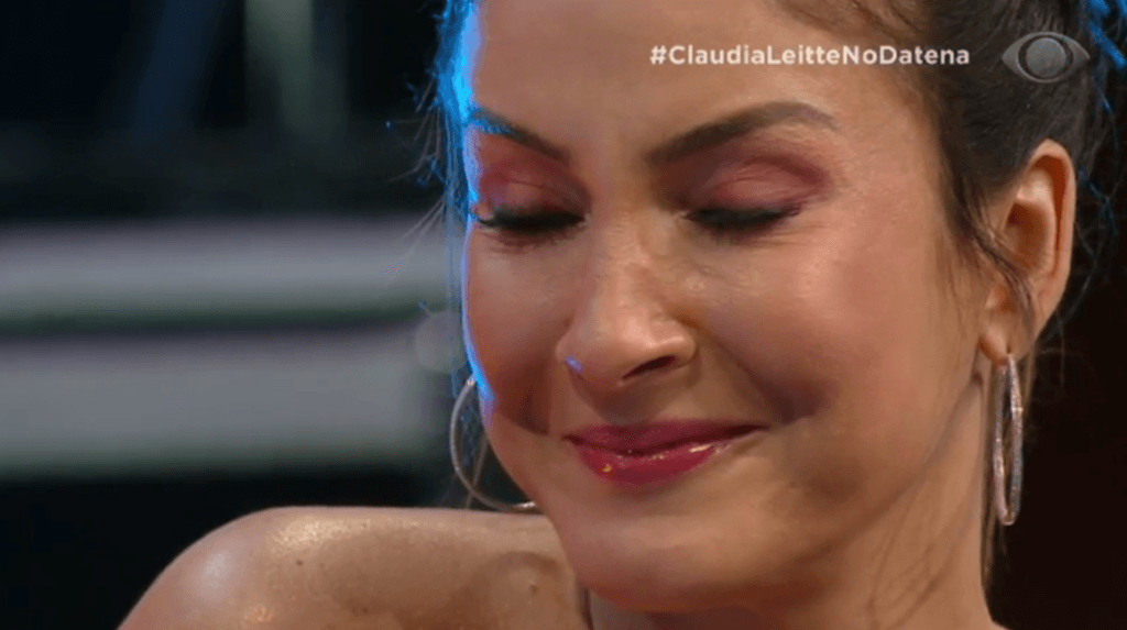 Claudia Leitte deixou o fãs preocupados com visita de pediatra pela madrugada para a sua filha (Foto: Reprodução) Claudia Leitte deixou o fãs preocupados com visita de pediatra pela madrugada para a sua filha (Foto: Reprodução)