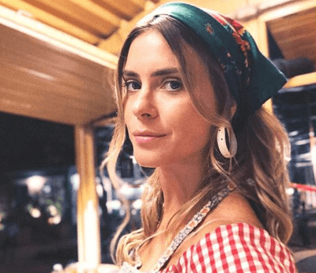 Carolina Dieckmann publica primeiro registro como Afrodite e faz convite para O Sétimo Guardião