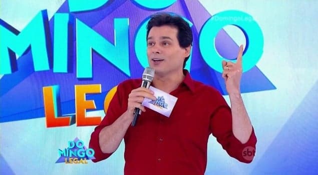 Fernando Rocha, Bruno Chateaubriand, Nadja Haddad e Ana Paula Renault  enfrentam Marcelo Marrom, Paulinho Serra, Victor Sarro e Michele Machado no Passa ou Repassa