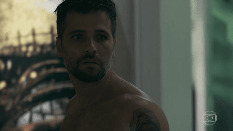 O Sétimo Guardião: Gabriel encontra seu pai, Egídio, e desmaia