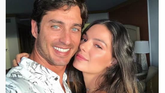 Isis Valverde é flagrada por fotógrafo em praia em momento íntimo com marido e vira comentário: "Cuidado"