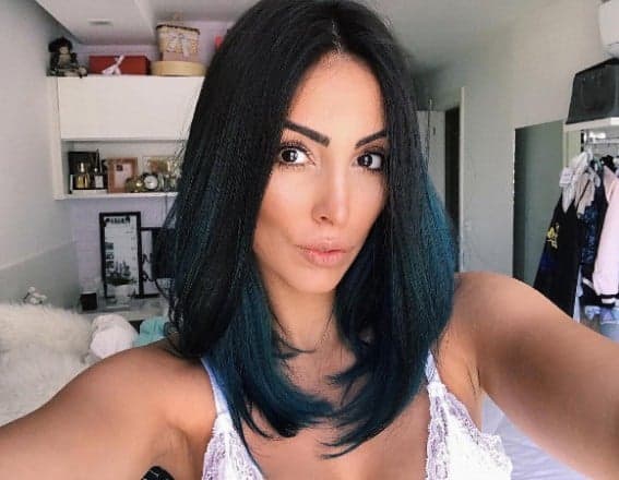 Gravida, Jade Seda comemora seus 26 anos com festa lindíssima