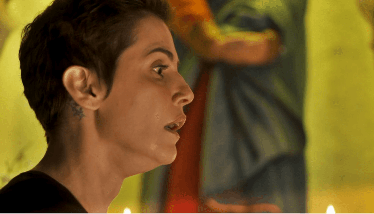 Saiba por que Karola não reconheceu Laureta como mãe em Segundo Sol