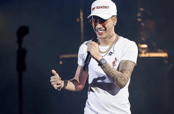 Kevinho é internado às pressas com grave problema e passa por cirurgia de emergência