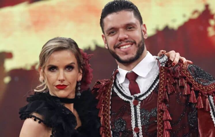 Mariana Ferrão vai mal na pista e é eliminada da Dança dos Famosos