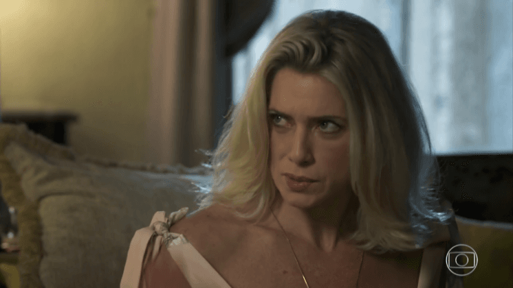 Letícia Spiller relembra "Xou da Xuxa" e faz desabafo sobre cobranças com sua beleza após virar símbolo sexual