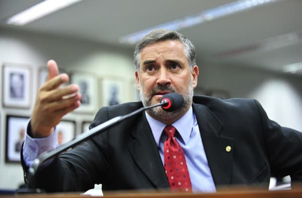 Deputado pelo PT, Paulo Pimenta entrou com ação contra o SBT na PGR (Foto: Divulgação) Deputado pelo PT, Paulo Pimenta entrou com ação contra o SBT na PGR (Foto: Divulgação)